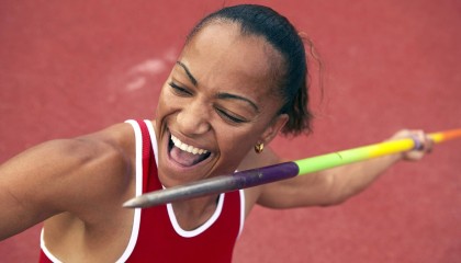 九游在线玩-赛场外的篮球：NBA球星的慈善故事激励人心，nba球员捐款
