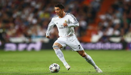 九游游戏-《《堡垒之夜》引入“未来科技”主题，带来全新娱乐体验》，堡垒之夜百科