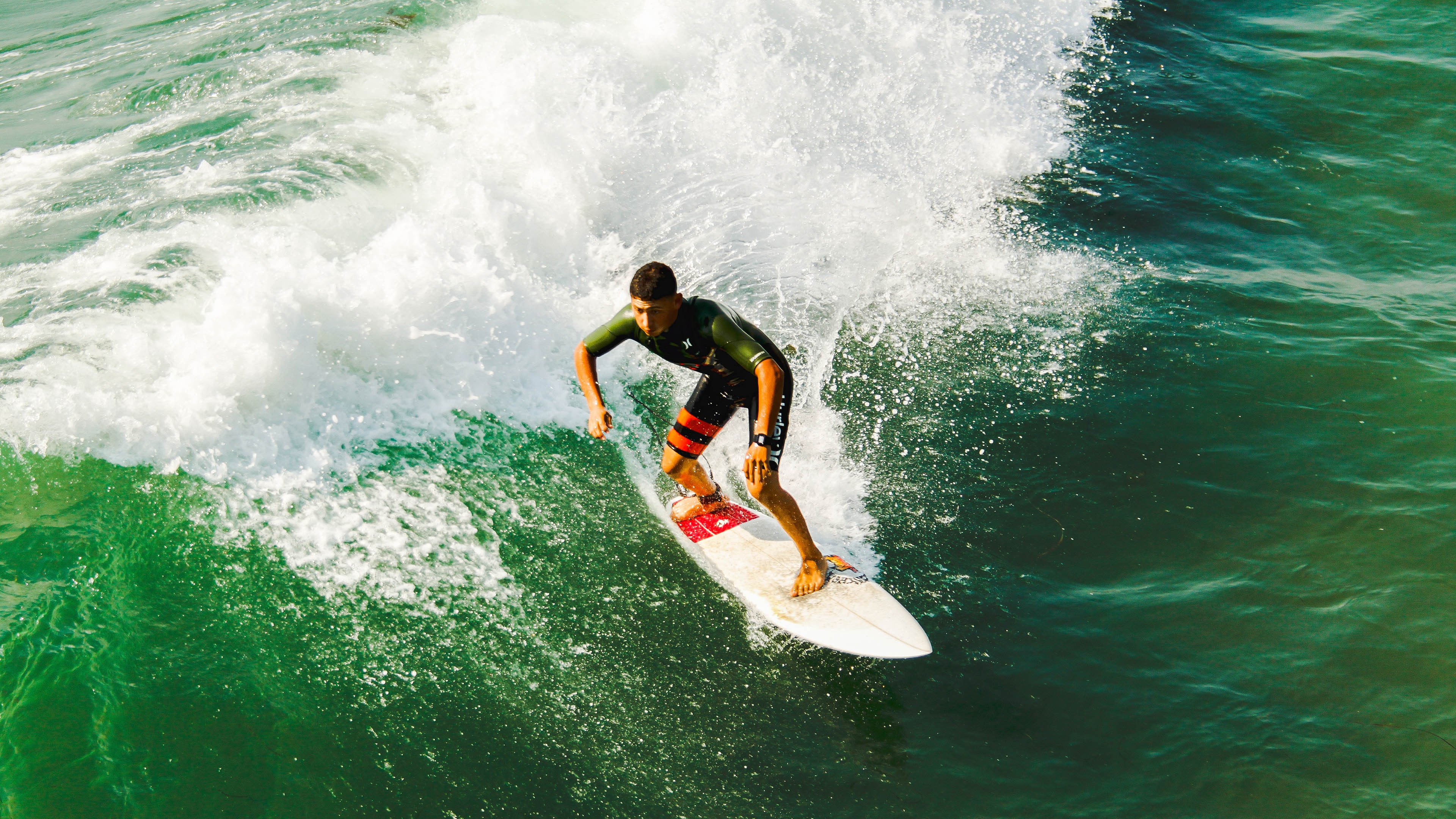 广场舞成为老年人社交平台，广场舞是老年生活丰富的体现