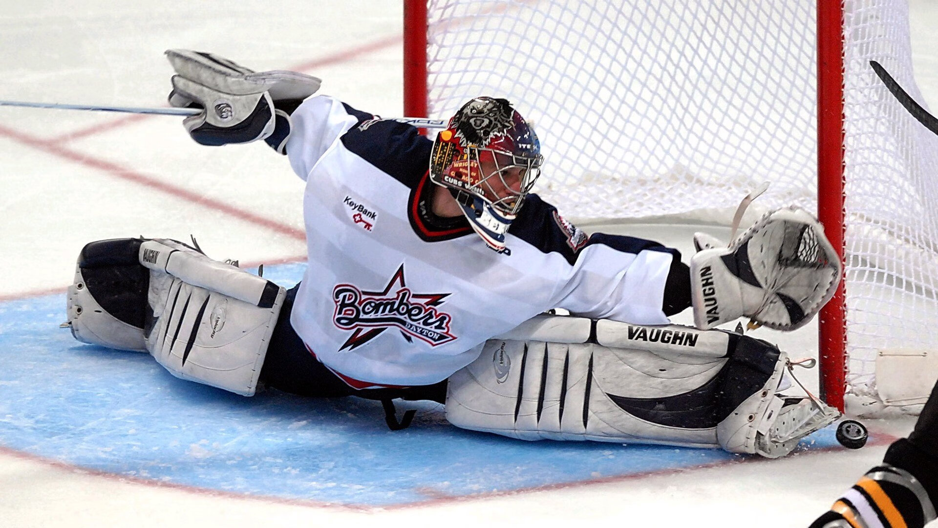 赛事期间观众体验升级，互动环节丰富多彩，比赛观众